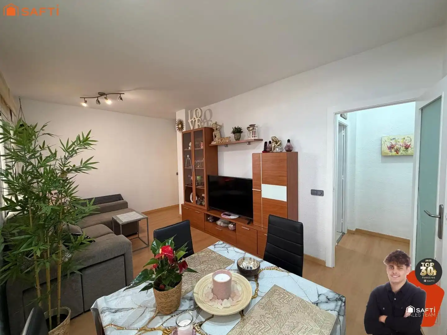Sala d'estar de Pis en venda en Calella amb Terrassa i Piscina comunitària