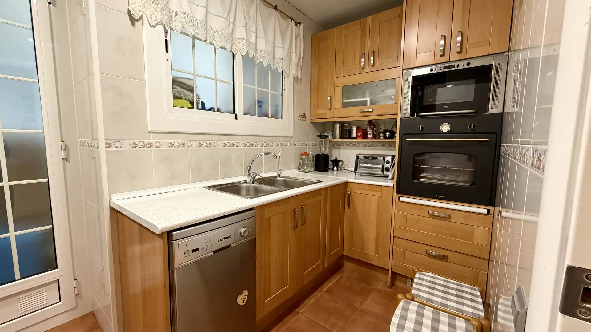 Kitchen of Flat for sale in Cornellà de Llobregat  with Balcony