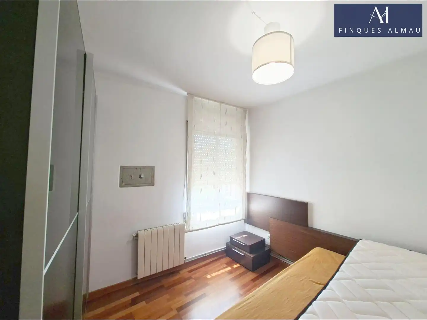 Habitación de Piso en venta en Barcelona con Aire acondicionado, Calefacción y Balcón