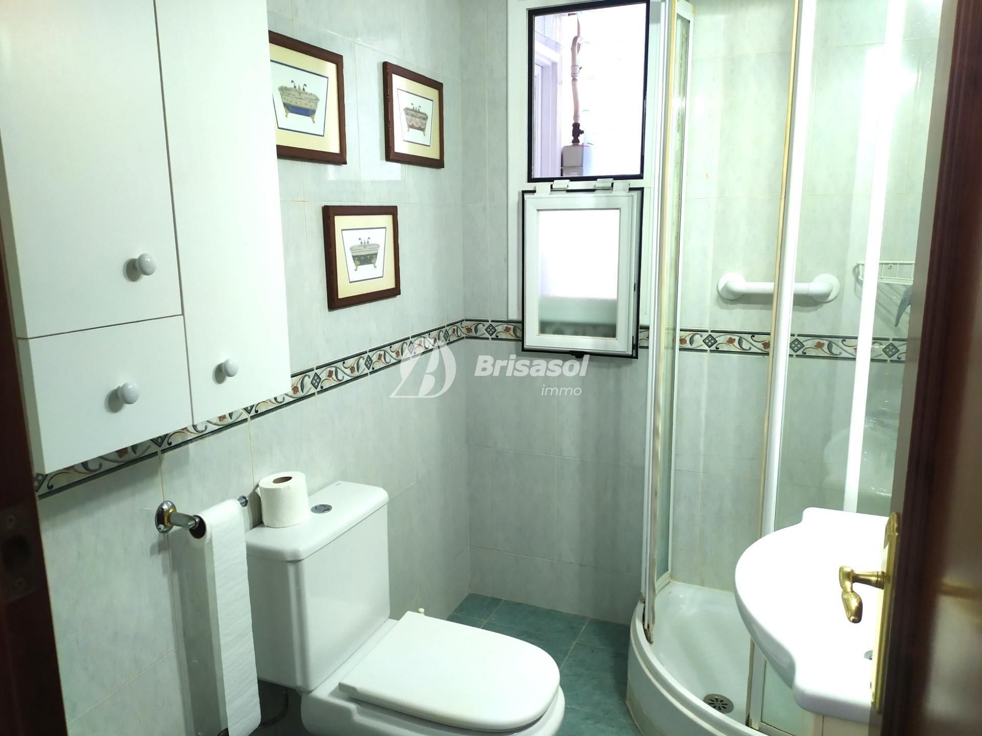 Bathroom of Flat for sale in  Tarragona Capital  with Storage room, Furnished and Balcony