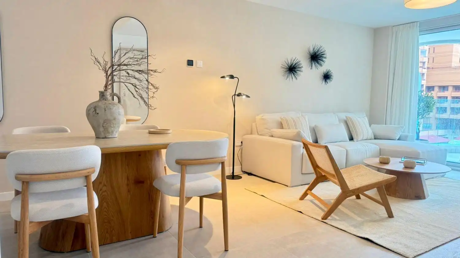 Apartamento con piscina en venta en Martínez Catena, imagen 23