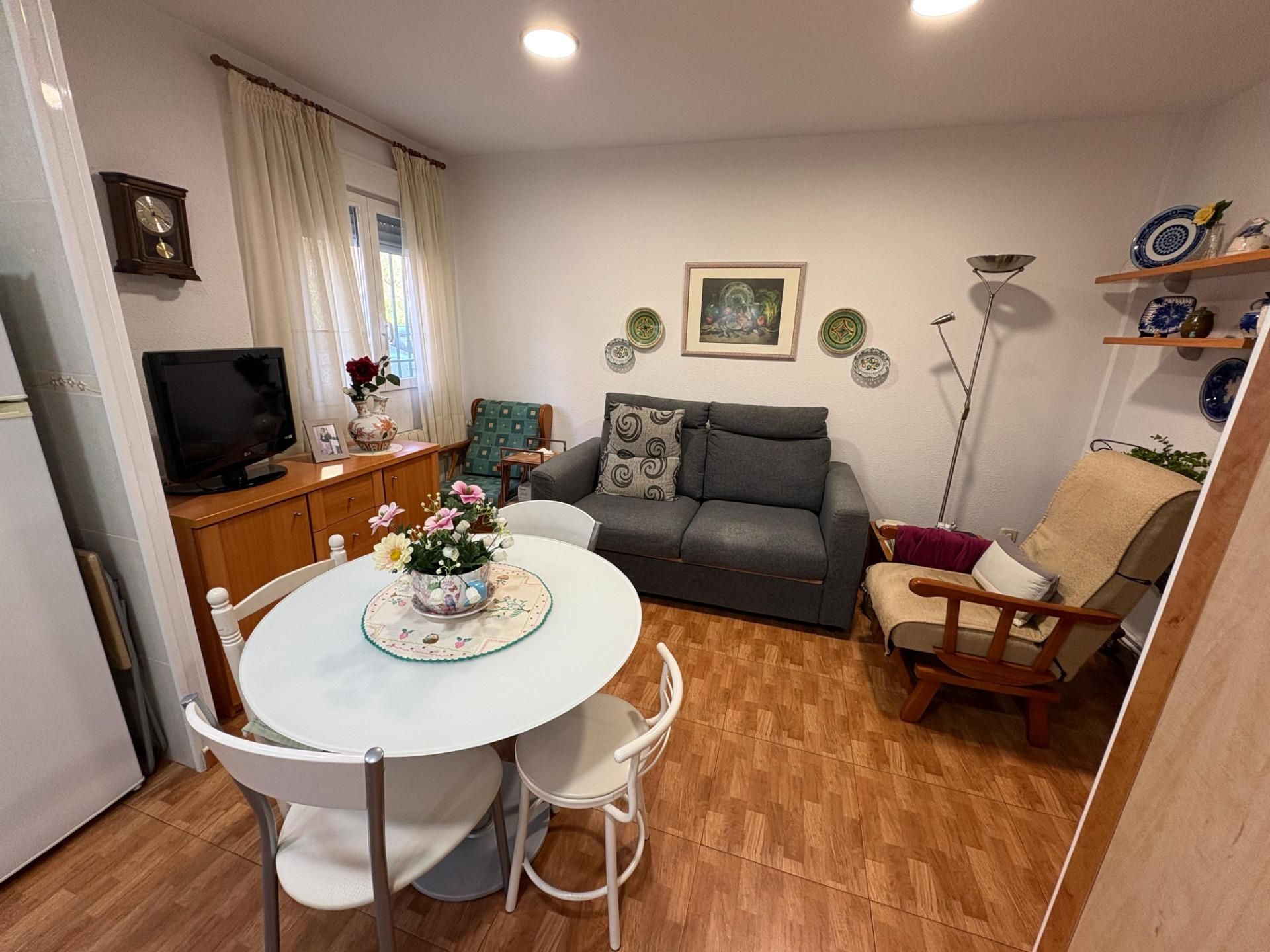 Sala d'estar de Planta baixa en venda en Leganés amb Aire condicionat i Calefacció