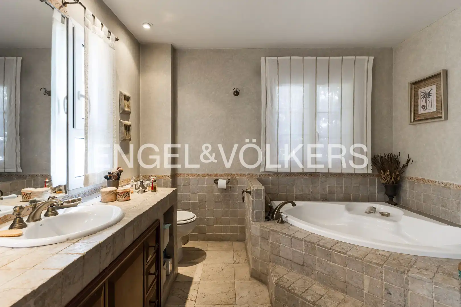 Baño de Casa o chalet en venta en Madrid con Aire acondicionado, Calefacción y Jardín privado