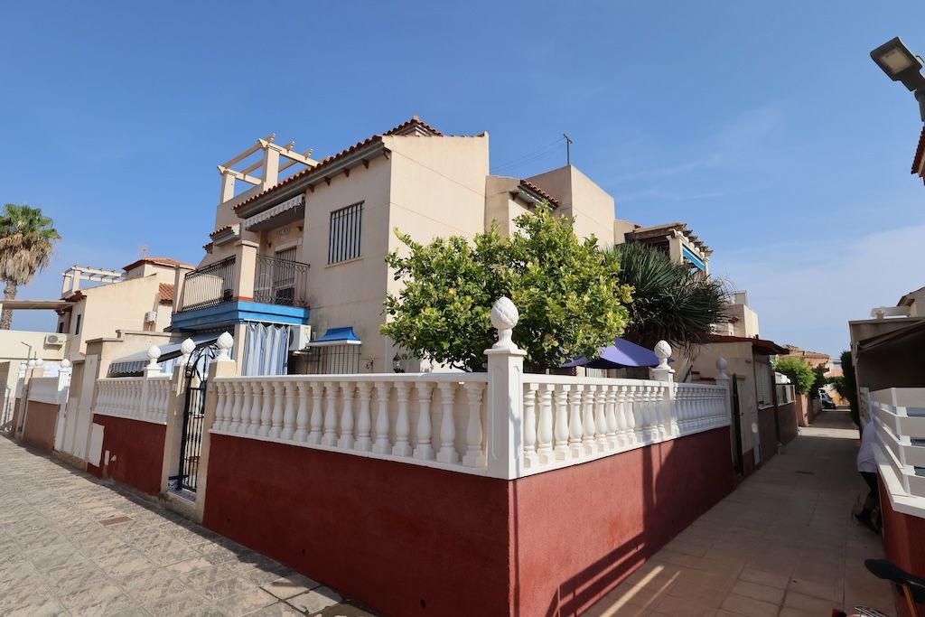 Exterior view of Apartment for sale in Orihuela  with Air Conditioner, Heating and Terrace