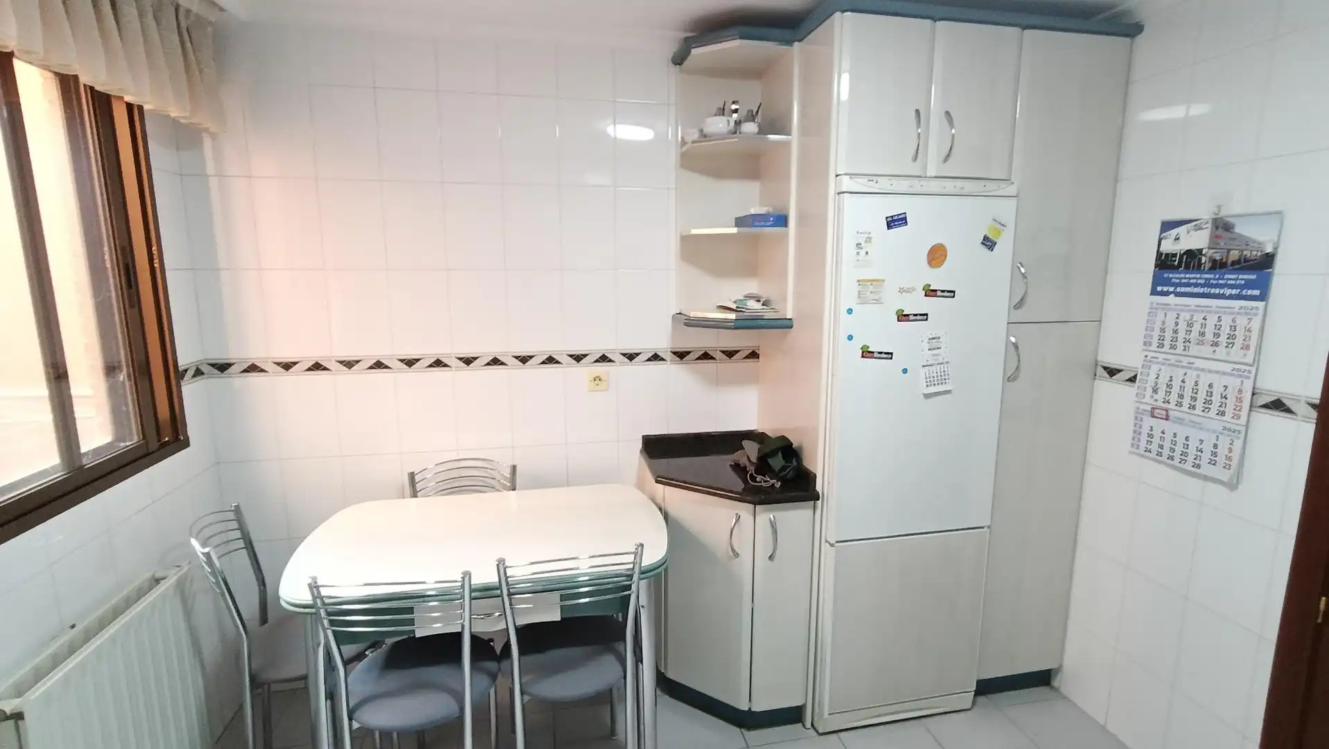 Cuina de Pis en venda en Burgos amb Calefacció, Parquet i Traster