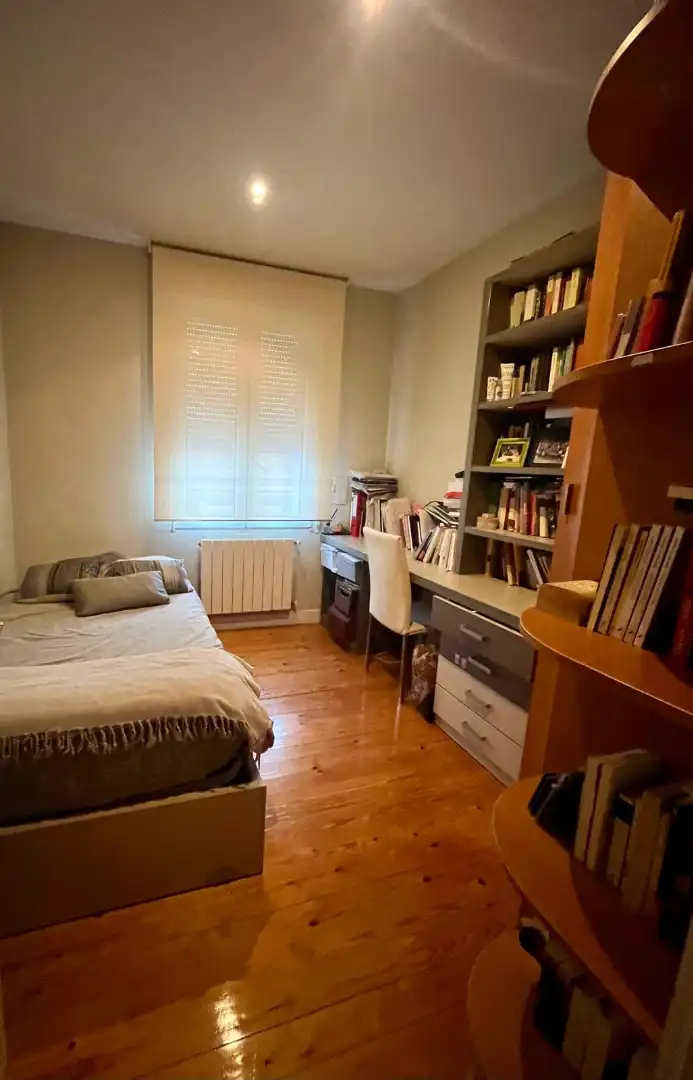 Bedroom of Flat for sale in Bilbao   with Heating, Furnished and Oven