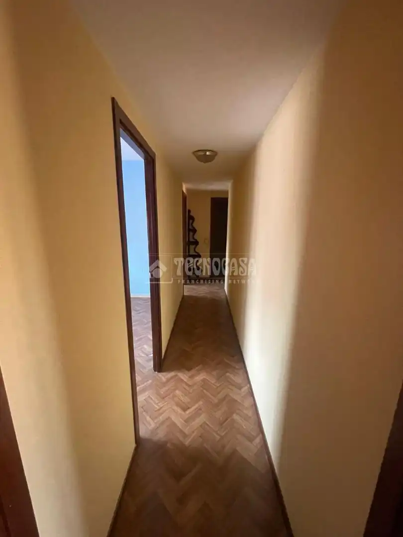 Piso en venta en Madrid con Calefacción y Terraza