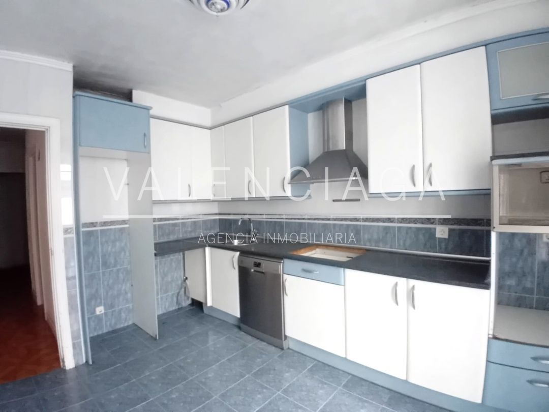 Kitchen of Flat for sale in Errenteria  with Heating, Storage room and Balcony