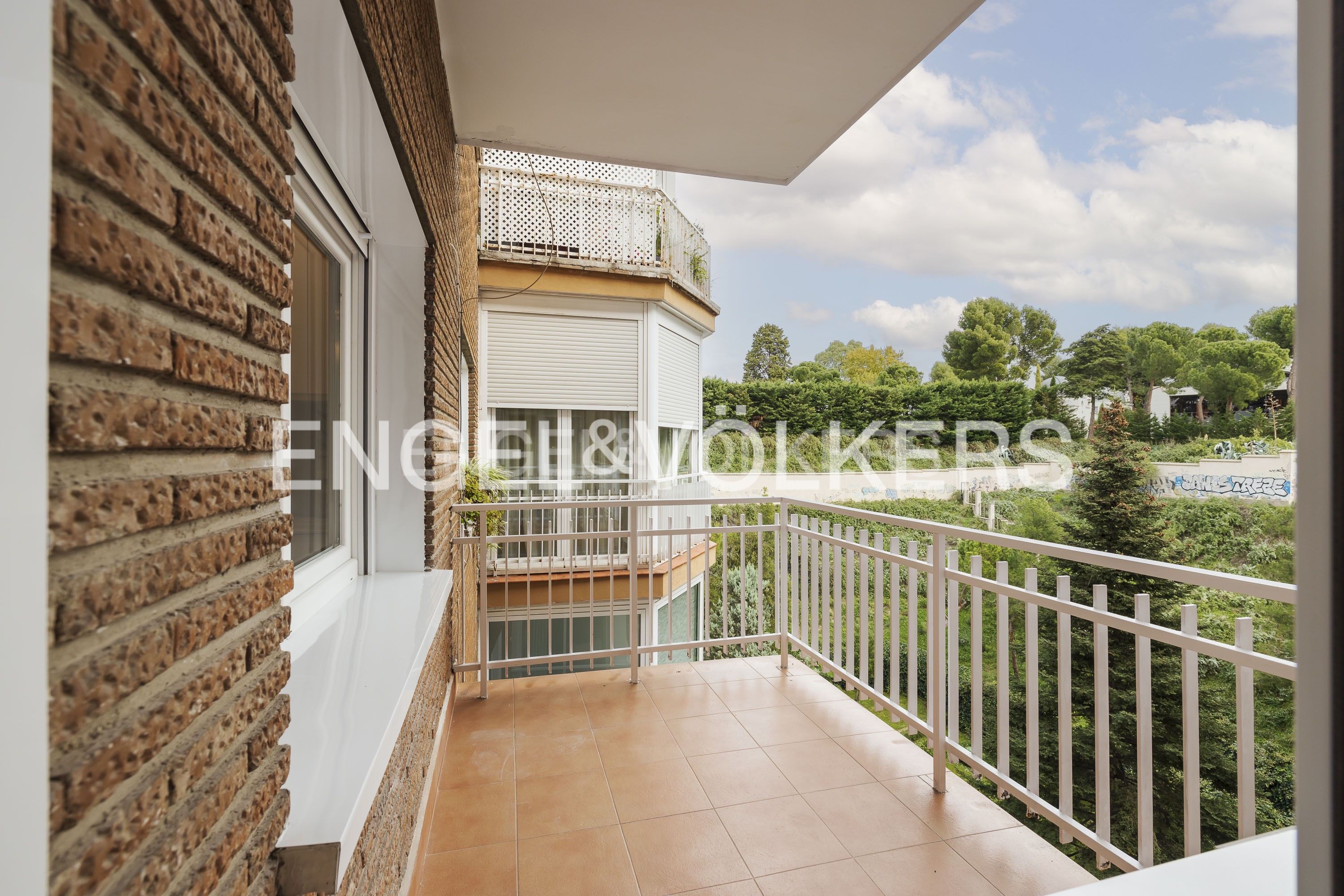 Terraza de Apartamento de alquiler en  Madrid Capital con Aire acondicionado, Calefacción y Jardín privado