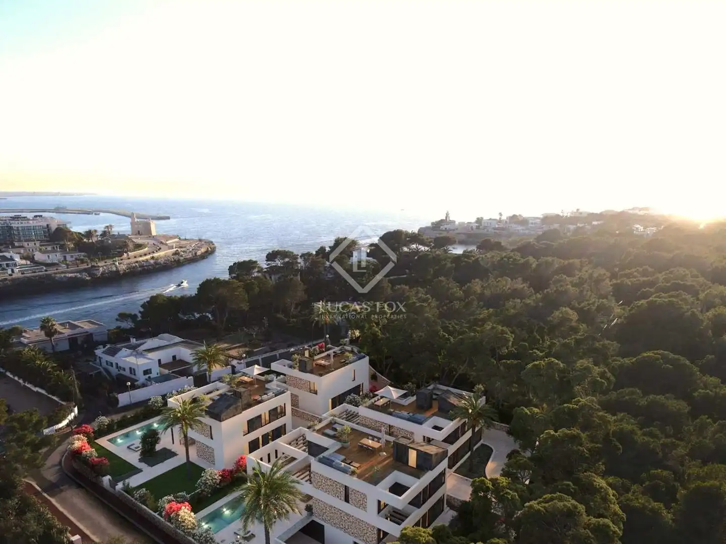Vista exterior de Casa o xalet en venda en Ciutadella de Menorca amb Aire condicionat, Calefacció i Jardí privat