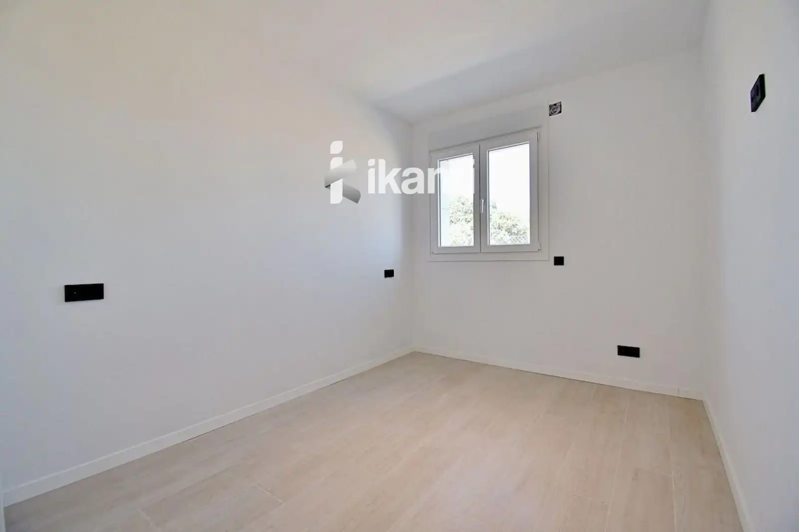 Bedroom of Houses for sale in Chiloeches  with Air Conditioner and Alarm