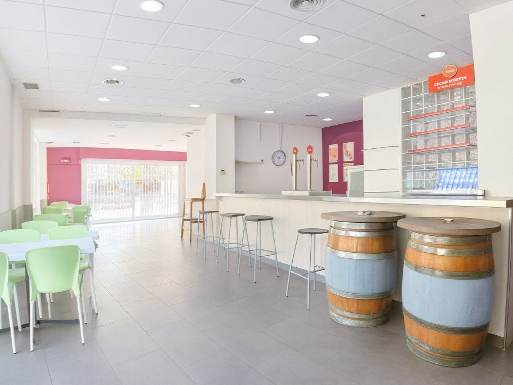 Local en venta en Santa Margarida I Els Monjos con Aire acondicionado