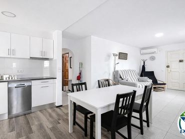 Casa con jardín en venta en Carrer Montseny