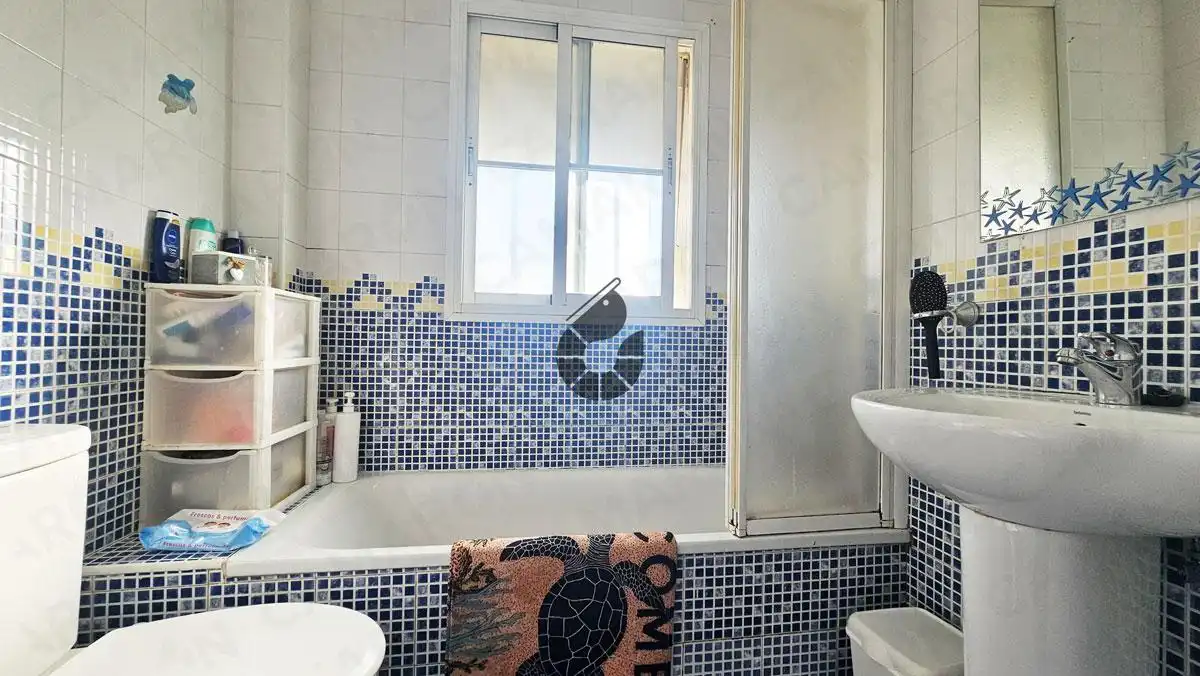 Bathroom of Houses for sale in Coria del Río