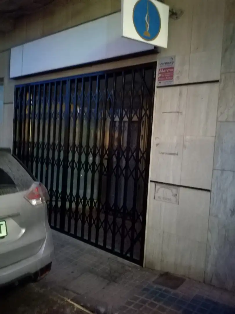 Local comercial en venda a El Ejido Ciudad