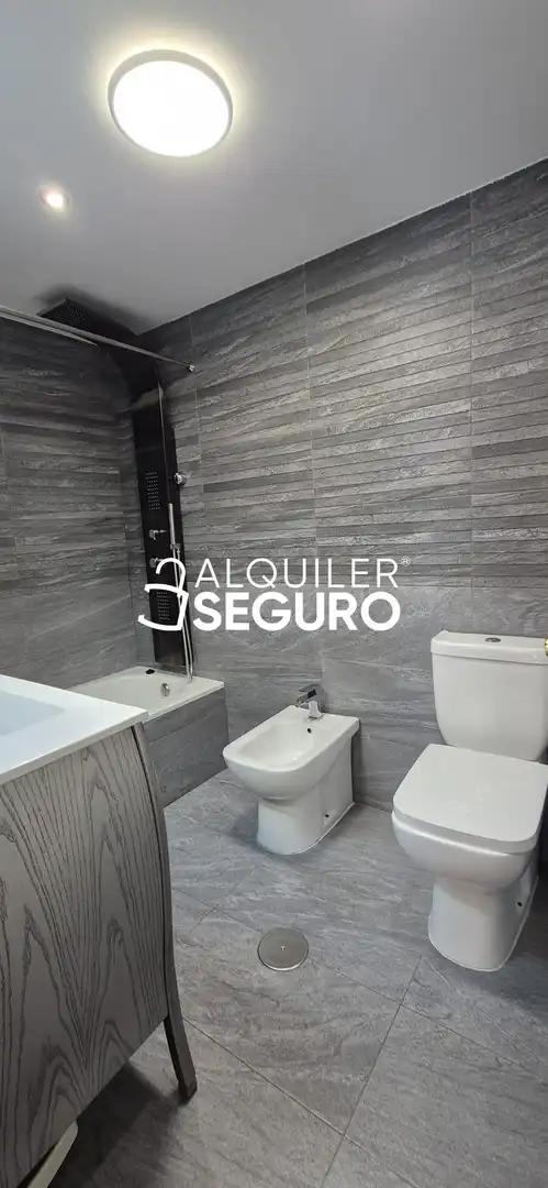 Baño de Piso de alquiler en Centro - Casco Histórico