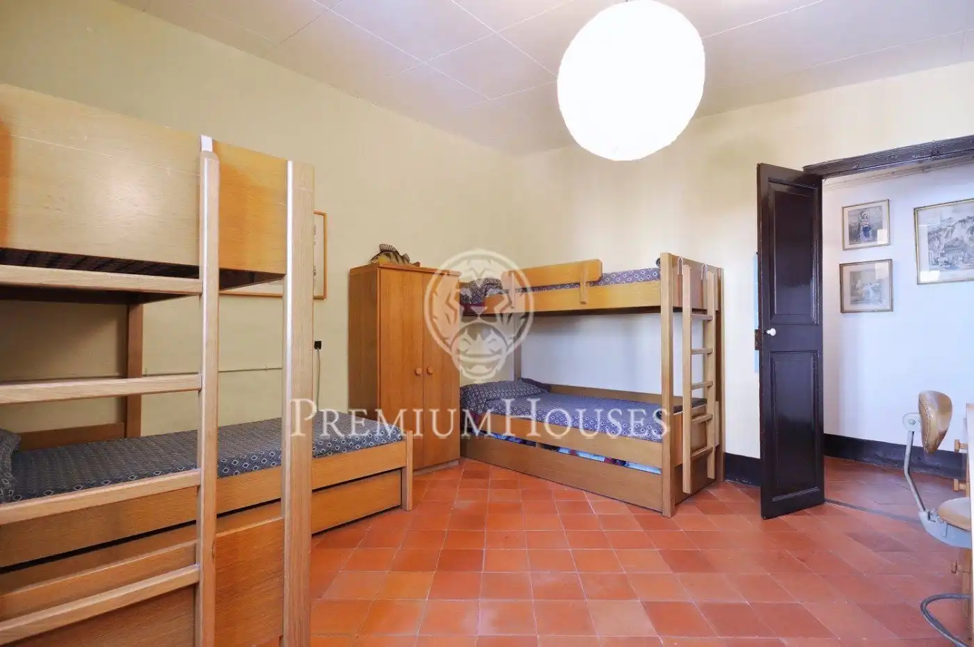 Houses for sale in Cabrera de Mar