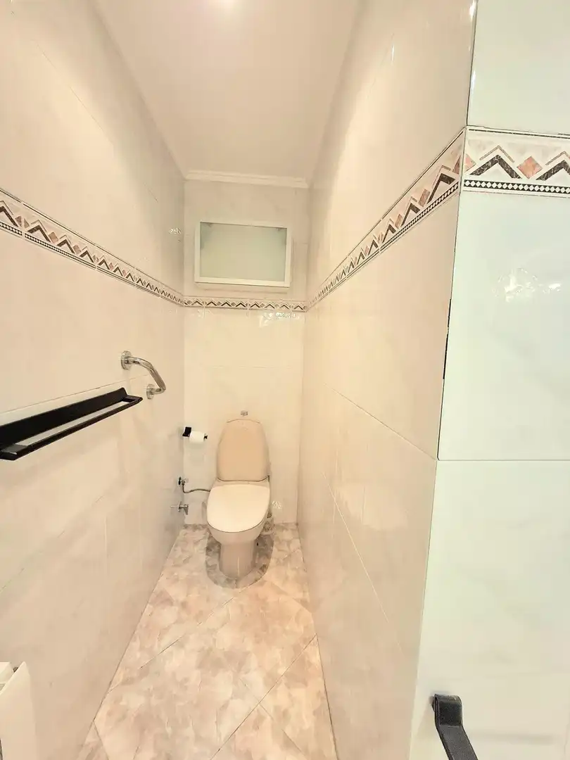 Badezimmer von Wohnungen zum Verkauf in Valencia mit Gemeinschaftspool