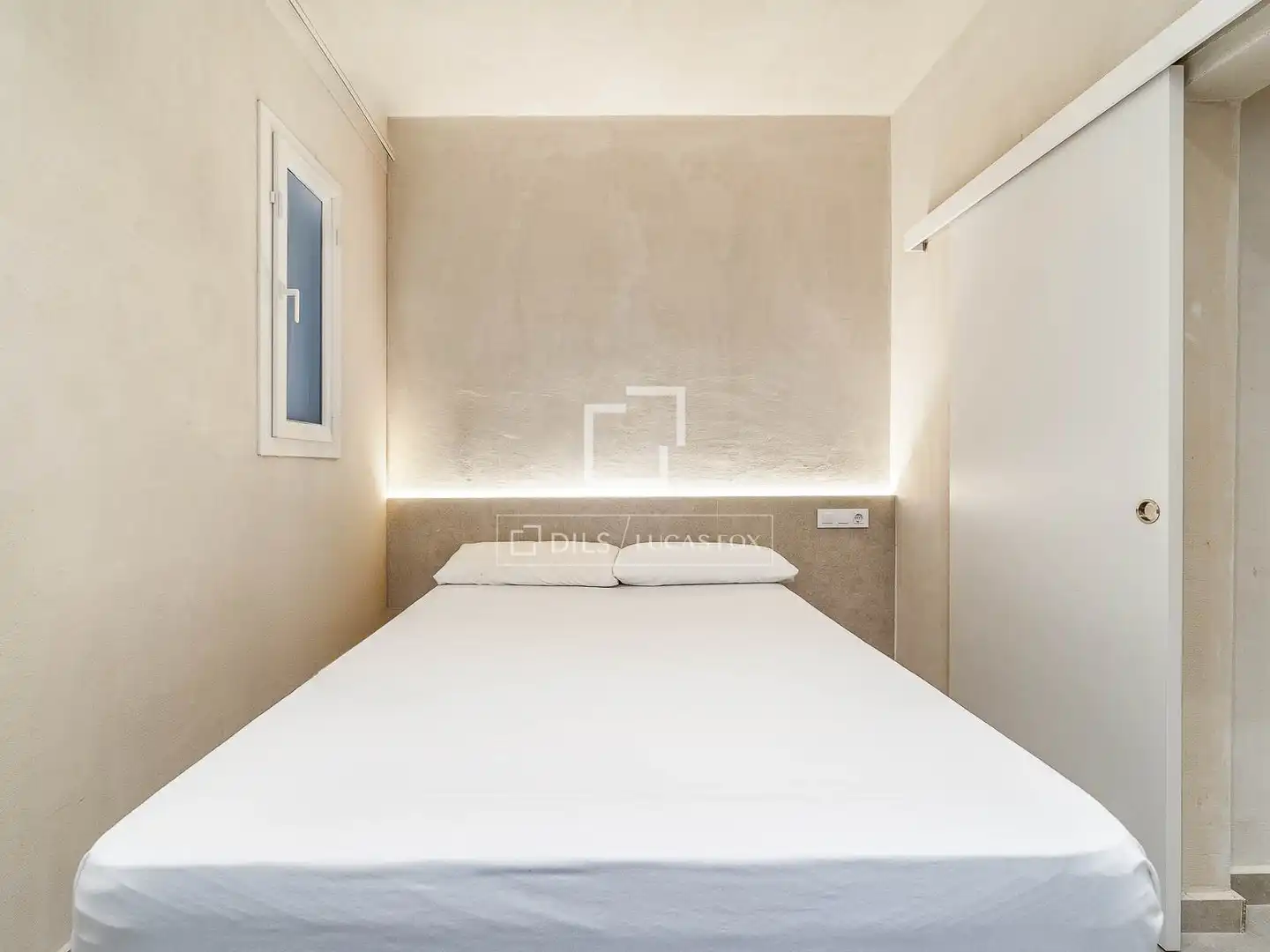 Habitación de Piso en venta en Barcelona con Aire acondicionado, Calefacción y Amueblado