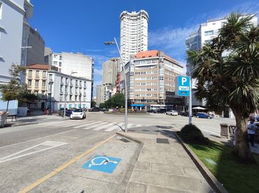 Pis amb balcó en venda a Rúa Palomar