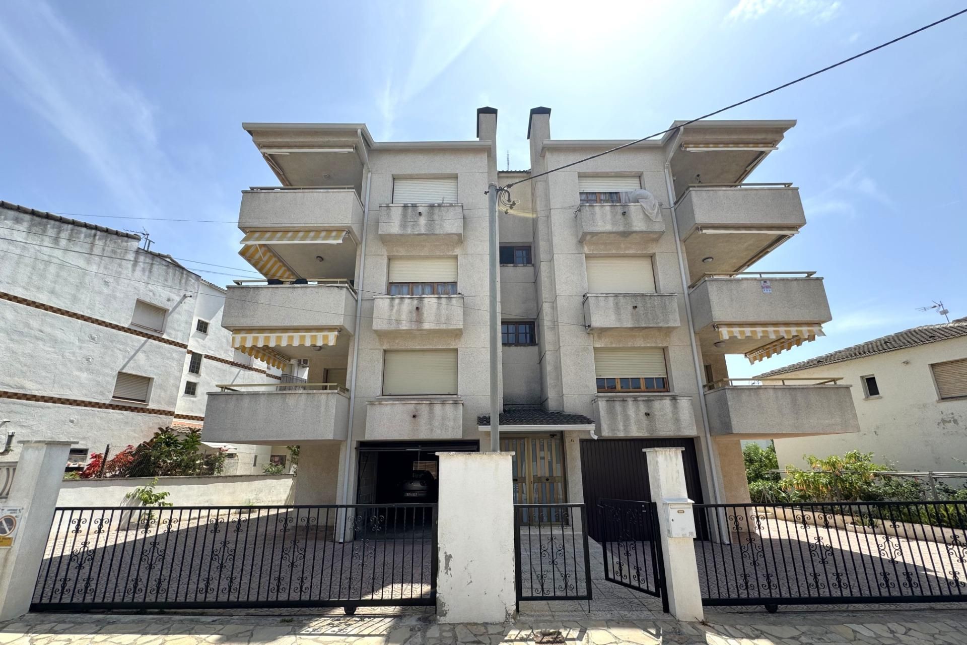 Exterior view of Flat for sale in Creixell  with Private garden and Storage room