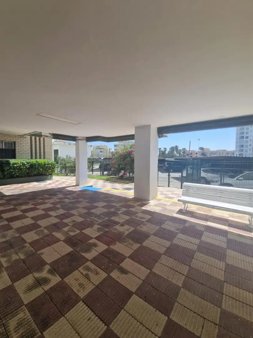 Flat with terrace for sale in Valdelagrana, imagen 17