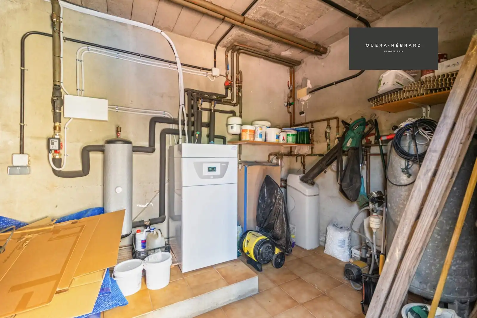 Haus oder Chalet zum Verkauf in Terrassa mit Klimaanlage, Heizung und Terrasse