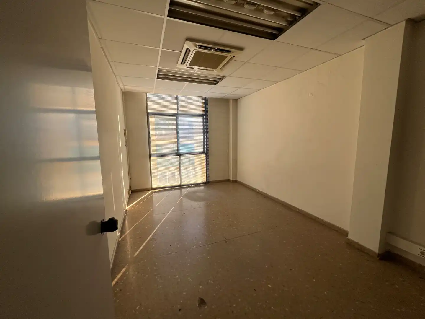 Local comercial de lloguer a Can Pantiquet, imagen 2