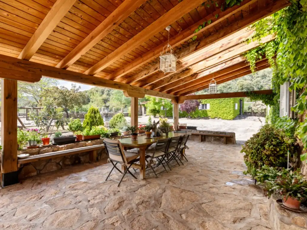 Terraza de Casa o chalet en venta en Espinoso del Rey con Terraza, Piscina y Amueblado