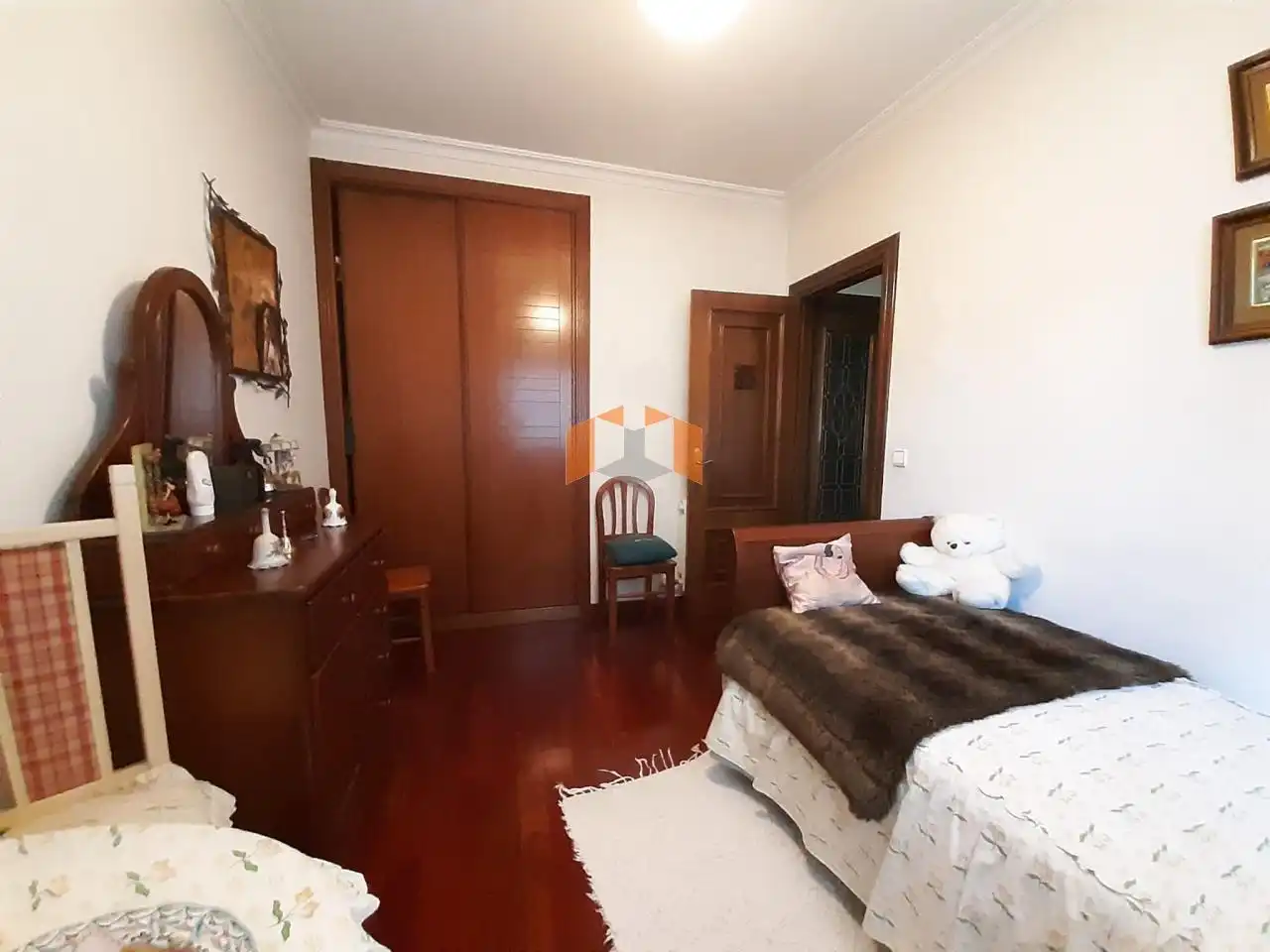 Habitación de Piso en venta en Vigo  con Calefacción, Parquet y Trastero