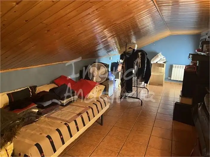 Xalet amb piscina en venda a Alcalá la Real, imagen 5