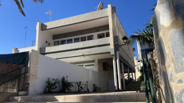 Apartamento en Alquiler en La Laguna en Puerto Rey