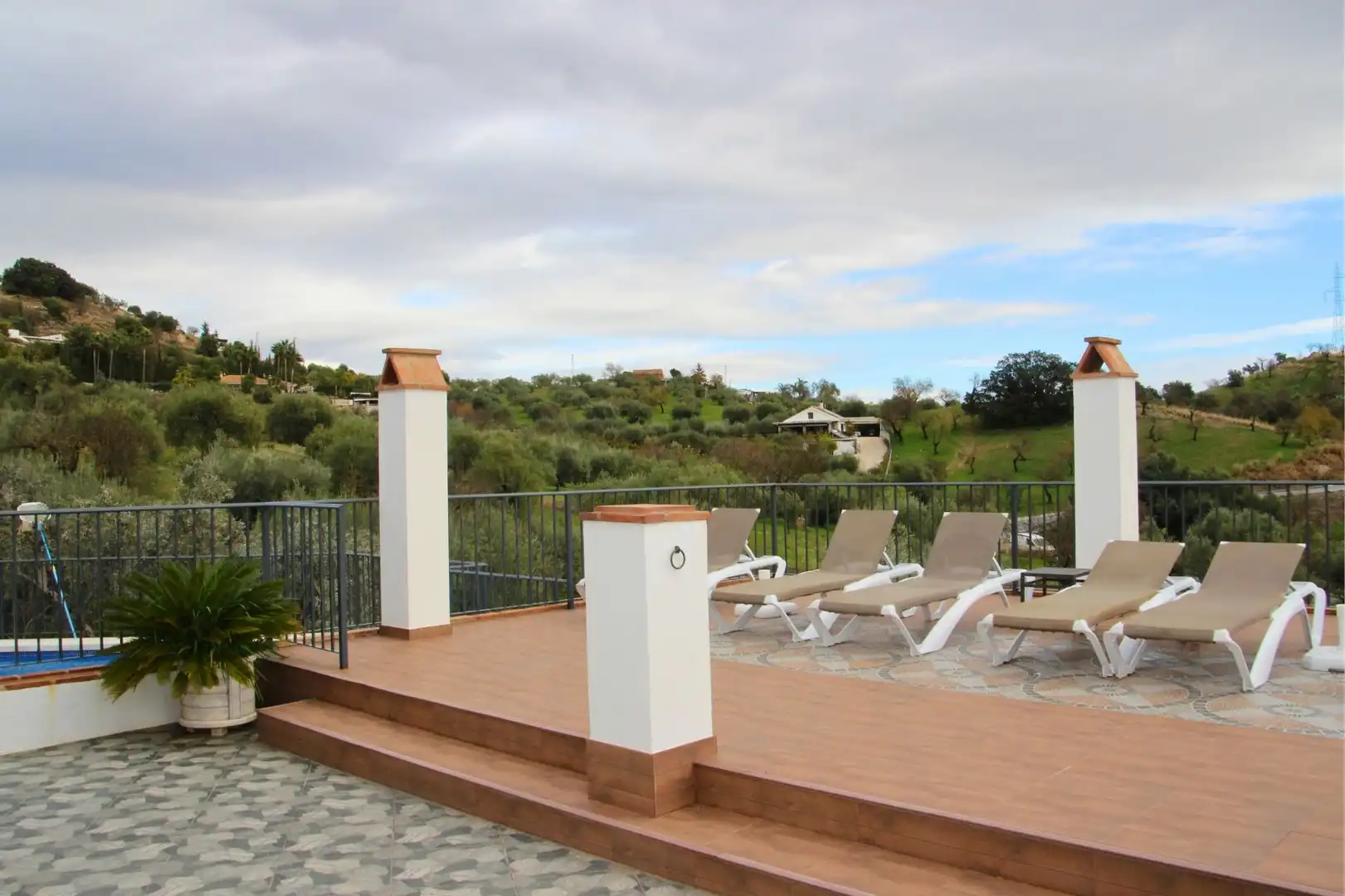 Terrace of Houses for sale in Guaro  with Air Conditioner, Heating and Private garden