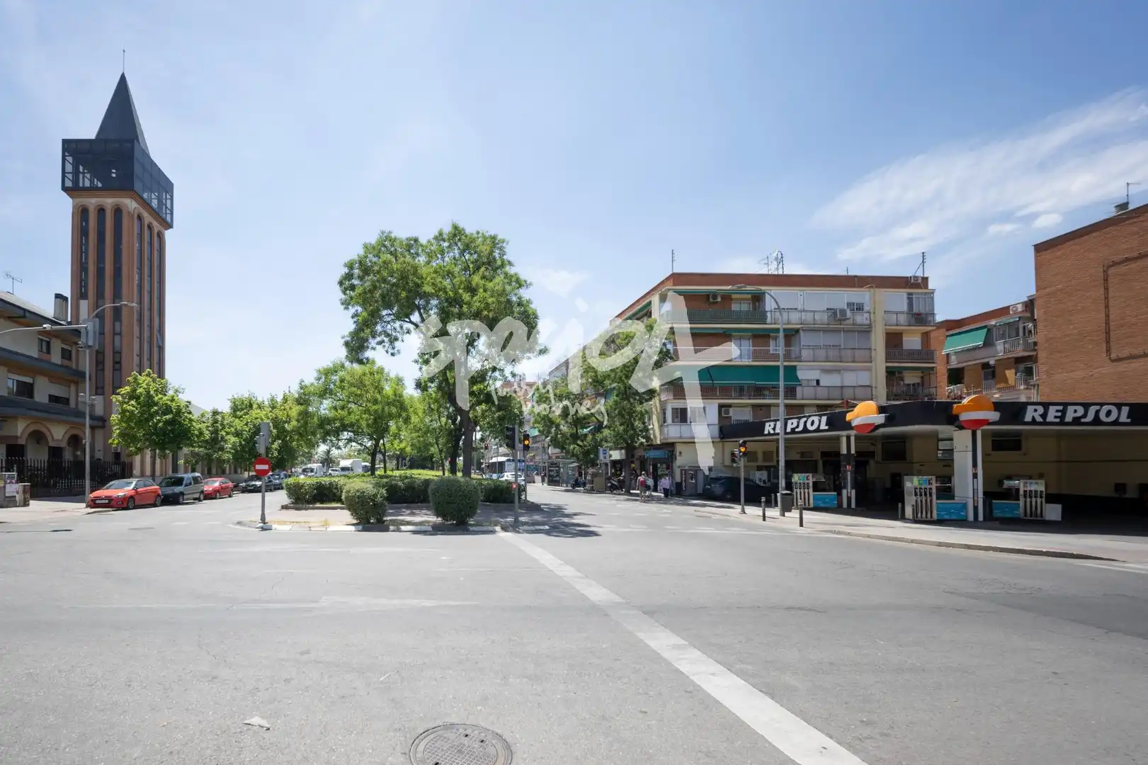Außenansicht von Erdgeschoss zur Miete in Madrid mit Heizung und Alarm