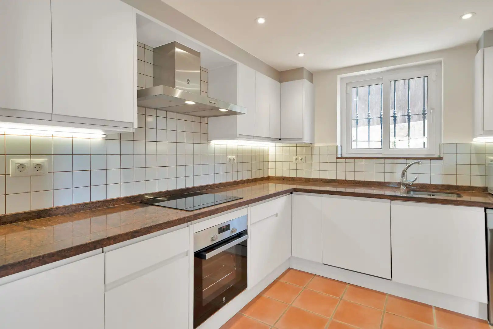 Villa mit Terrasse zum Verkauf in 89 Calle Cuba Alto #Es:1 Planta:00 Pt:01 29693 Est, imagen 12