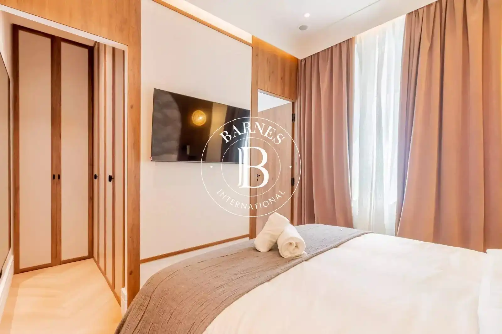 Bedroom of Flat for rent in Madrid  with Air Conditioner, Heating and Terrace