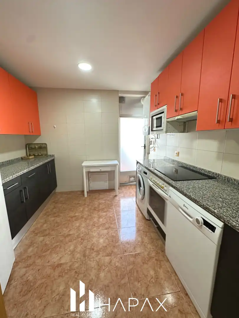 Kitchen of Flat for sale in Salamanca  with Heating and Balcony