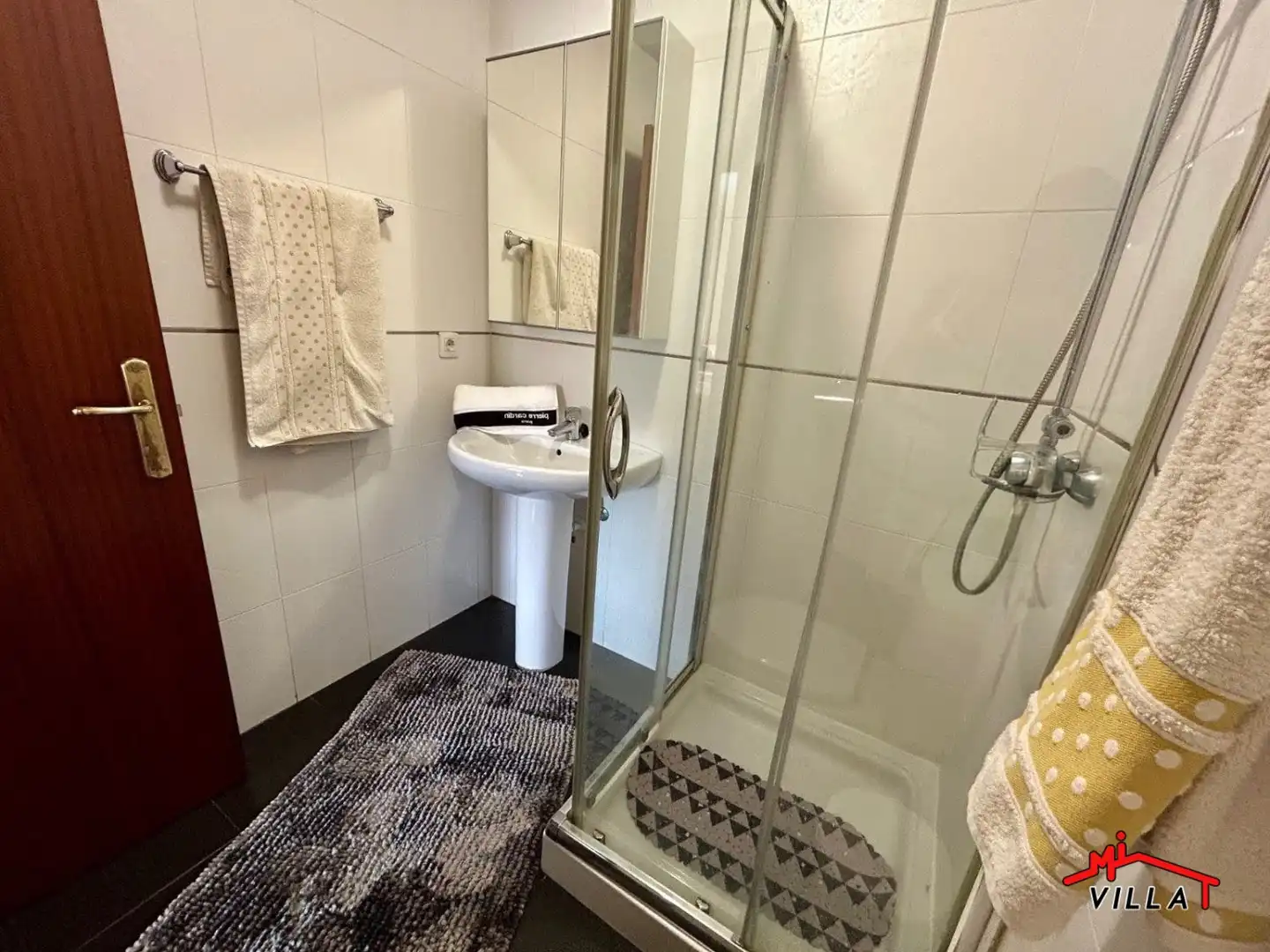 Baño de Piso en venta en Ramales de la Victoria con Calefacción, Terraza y Piscina comunitaria