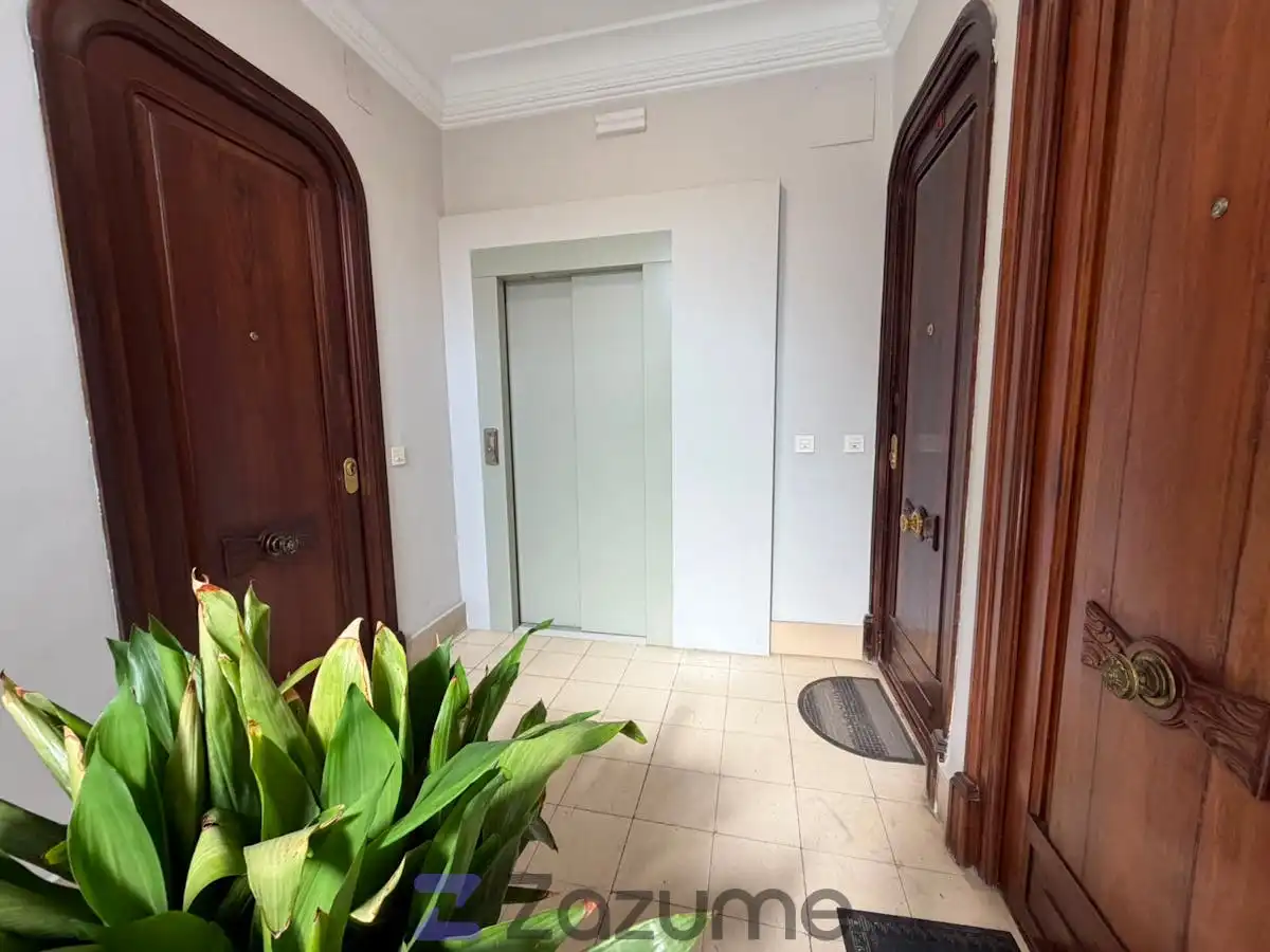 Piso de alquiler en Valencia con Parquet, Amueblado y Horno