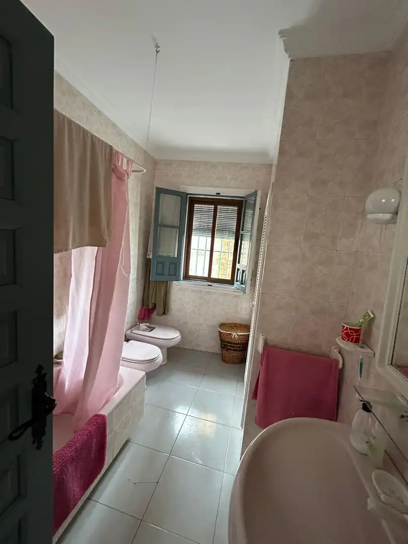Casa adosada en venta en Carmona