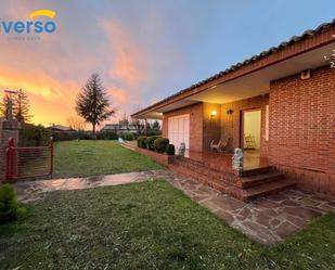 Jardí de Casa o xalet de lloguer en Cardeñajimeno amb Calefacció, Jardí privat i Terrassa