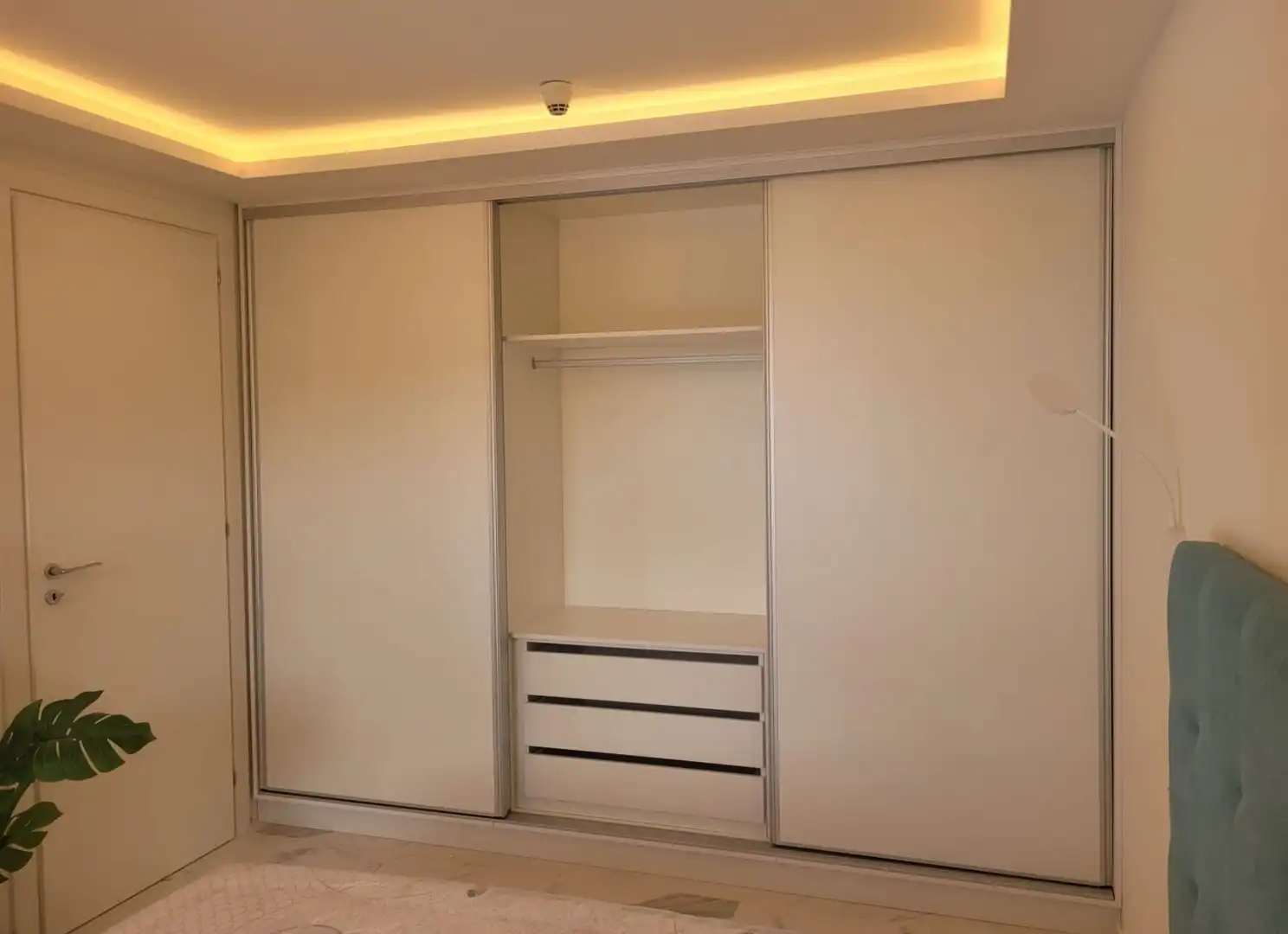 Habitación de Apartamento en venta en Arona con Terraza, Piscina y Amueblado