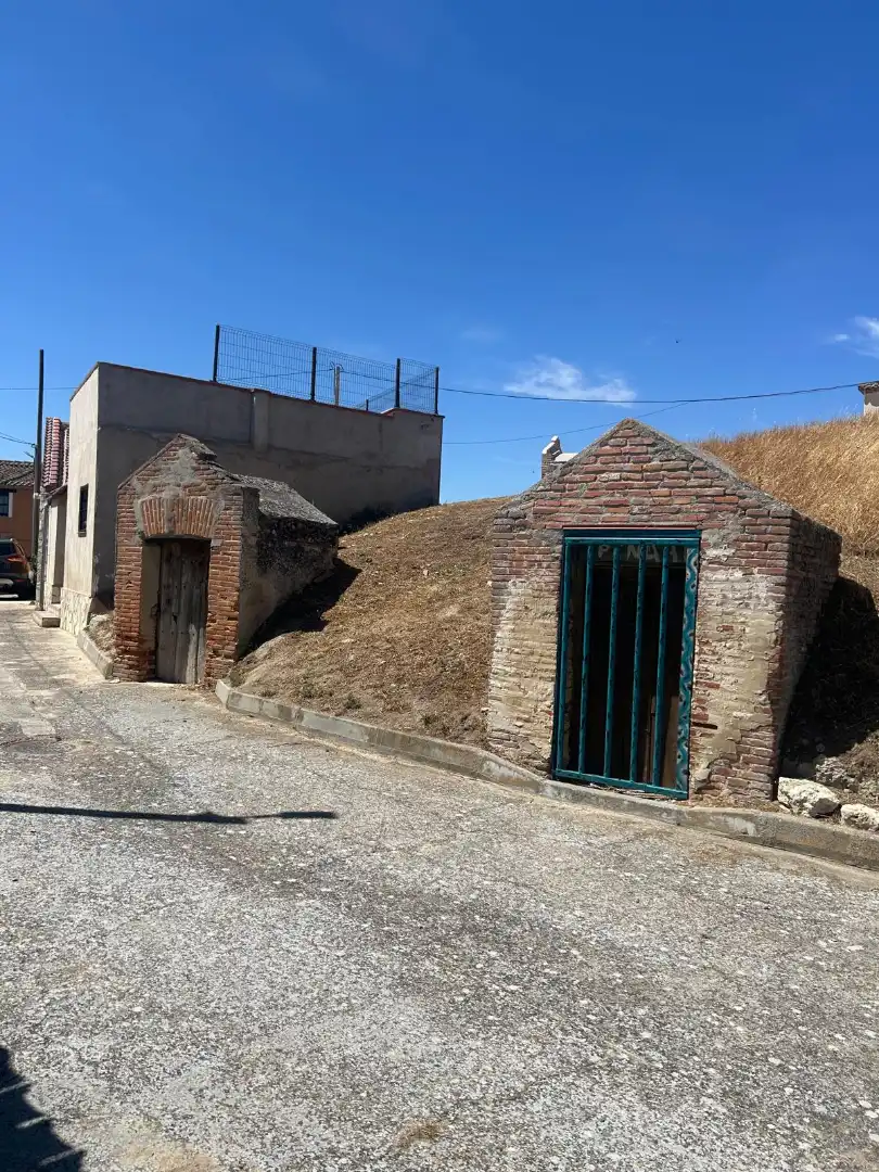 Vista exterior de Casa o chalet en venta en San Cristóbal de la Vega con Amueblado