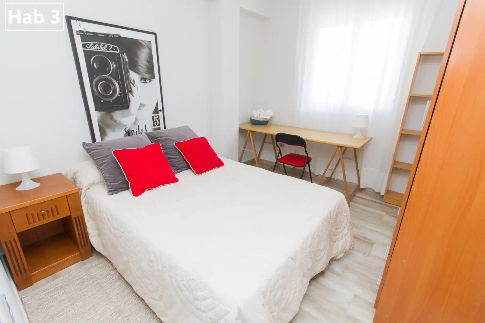 Habitación de Piso para compartir en Málaga con Aire acondicionado, Calefacción y Amueblado