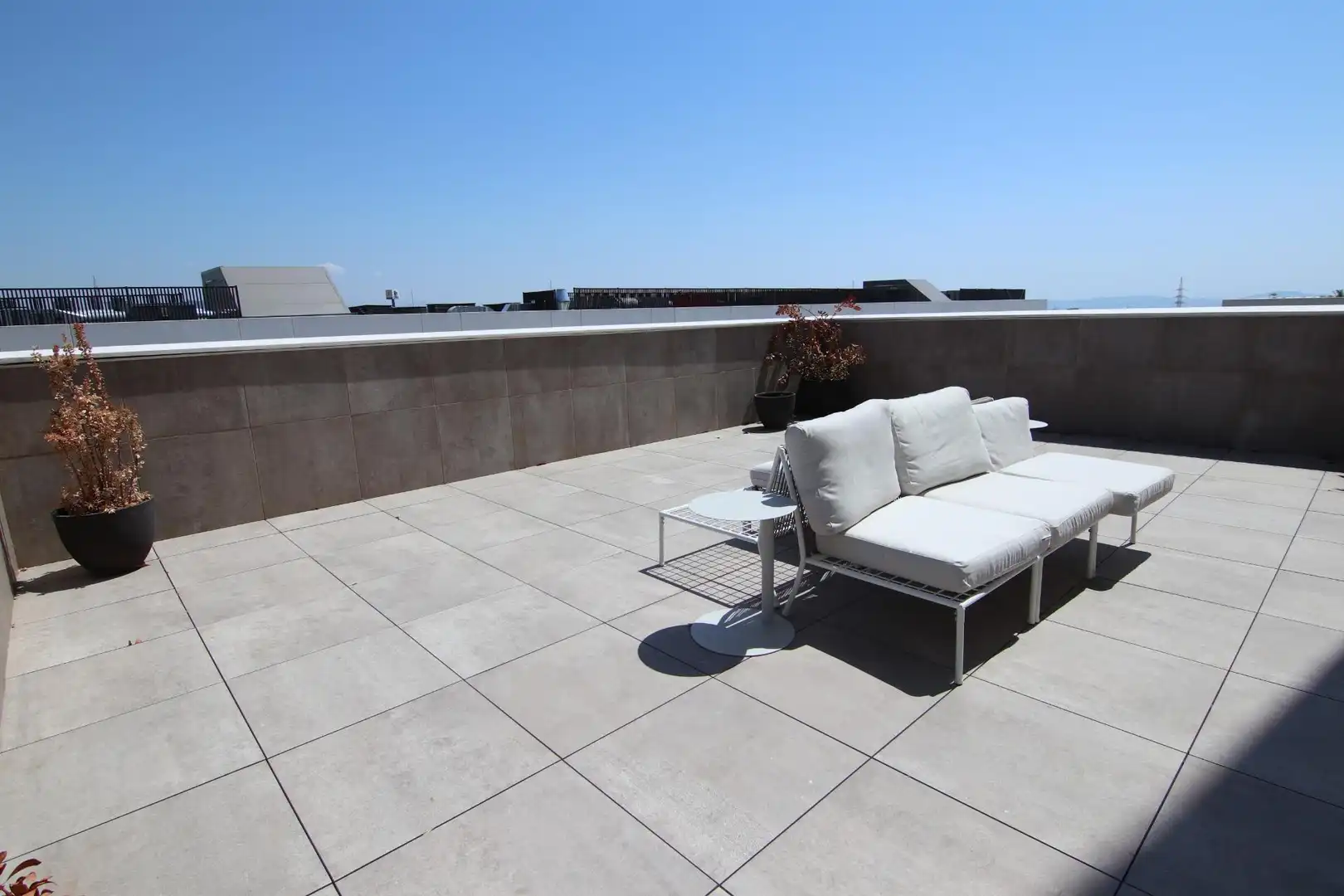 Terraza de Piso de alquiler en Terrassa con Aire acondicionado, Calefacción y Jardín privado