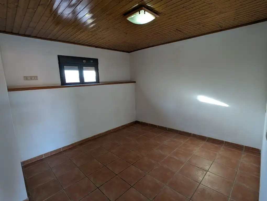 Houses for sale in Cretas  with Terrace, Storage room and Balcony