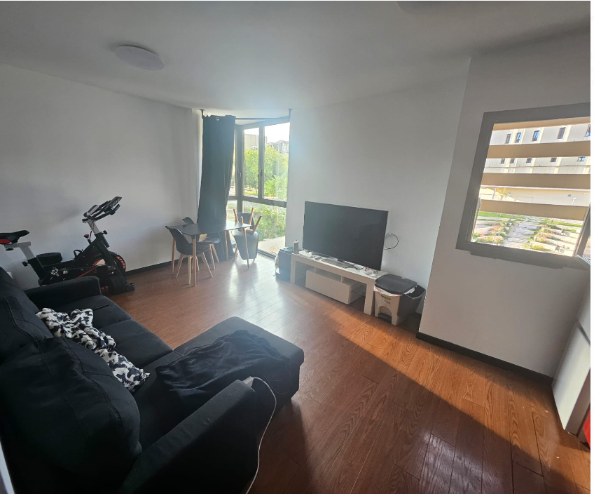 Living room of Flat for sale in  Zaragoza Capital  with Air Conditioner, Heating and Storage room