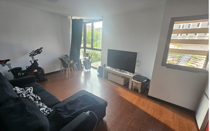 Living room of Flat for sale in  Zaragoza Capital  with Air Conditioner