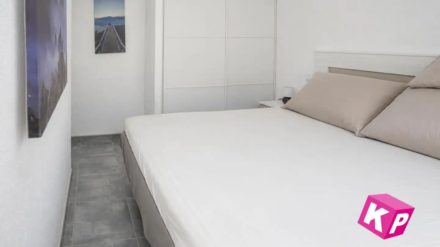 Habitación de Casa o chalet en venta en Santa Pola con Aire acondicionado, Terraza y Amueblado