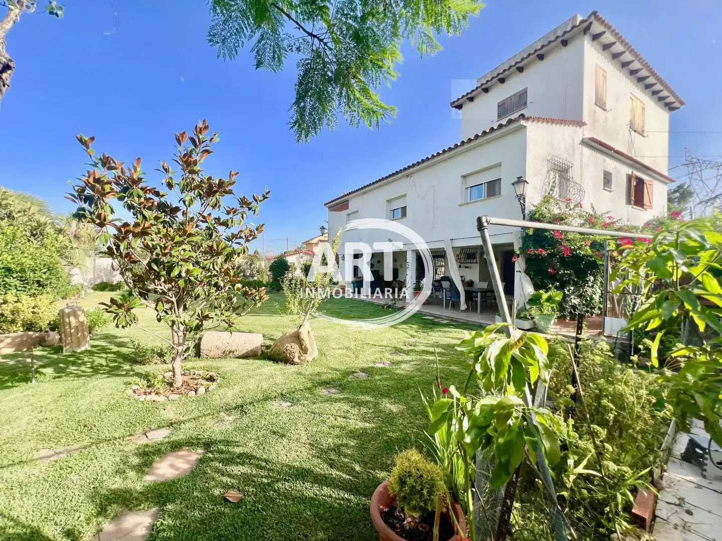 Jardín de Casa o chalet en venta en L'Eliana con Aire acondicionado, Calefacción y Jardín privado